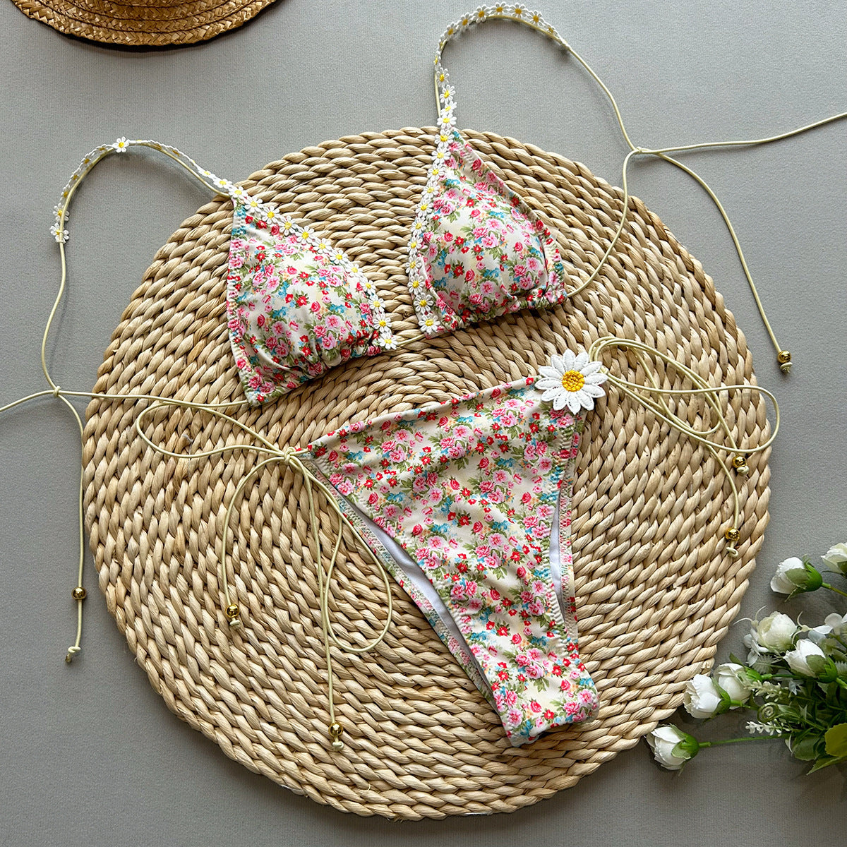 Nova Bikini